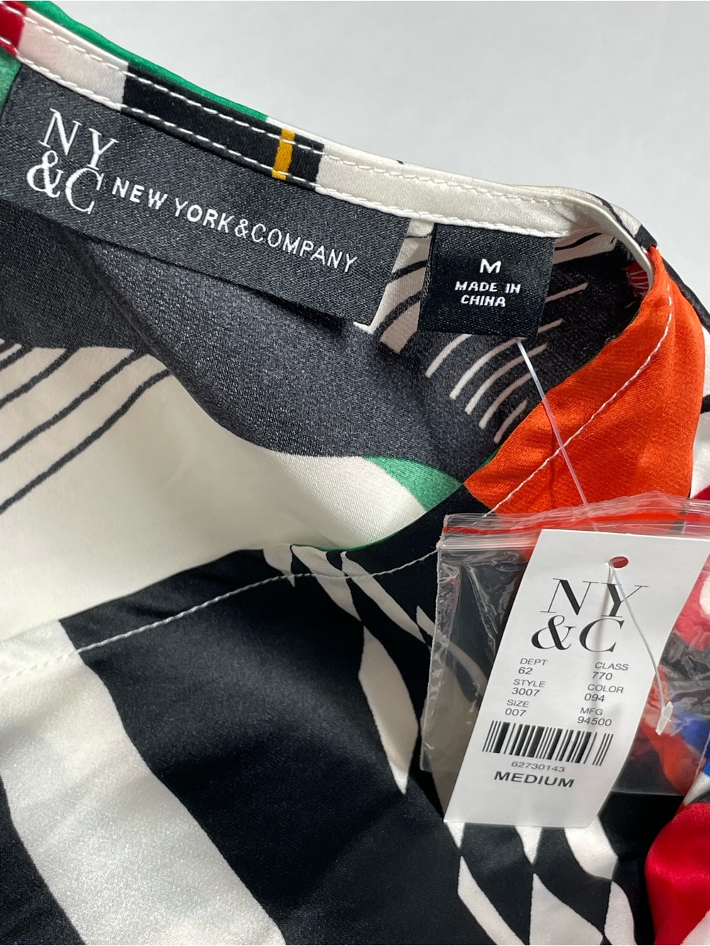 New York & Company Multicolor Geometric V-Neck Maxi Dress boho style - Picture 5 of 13